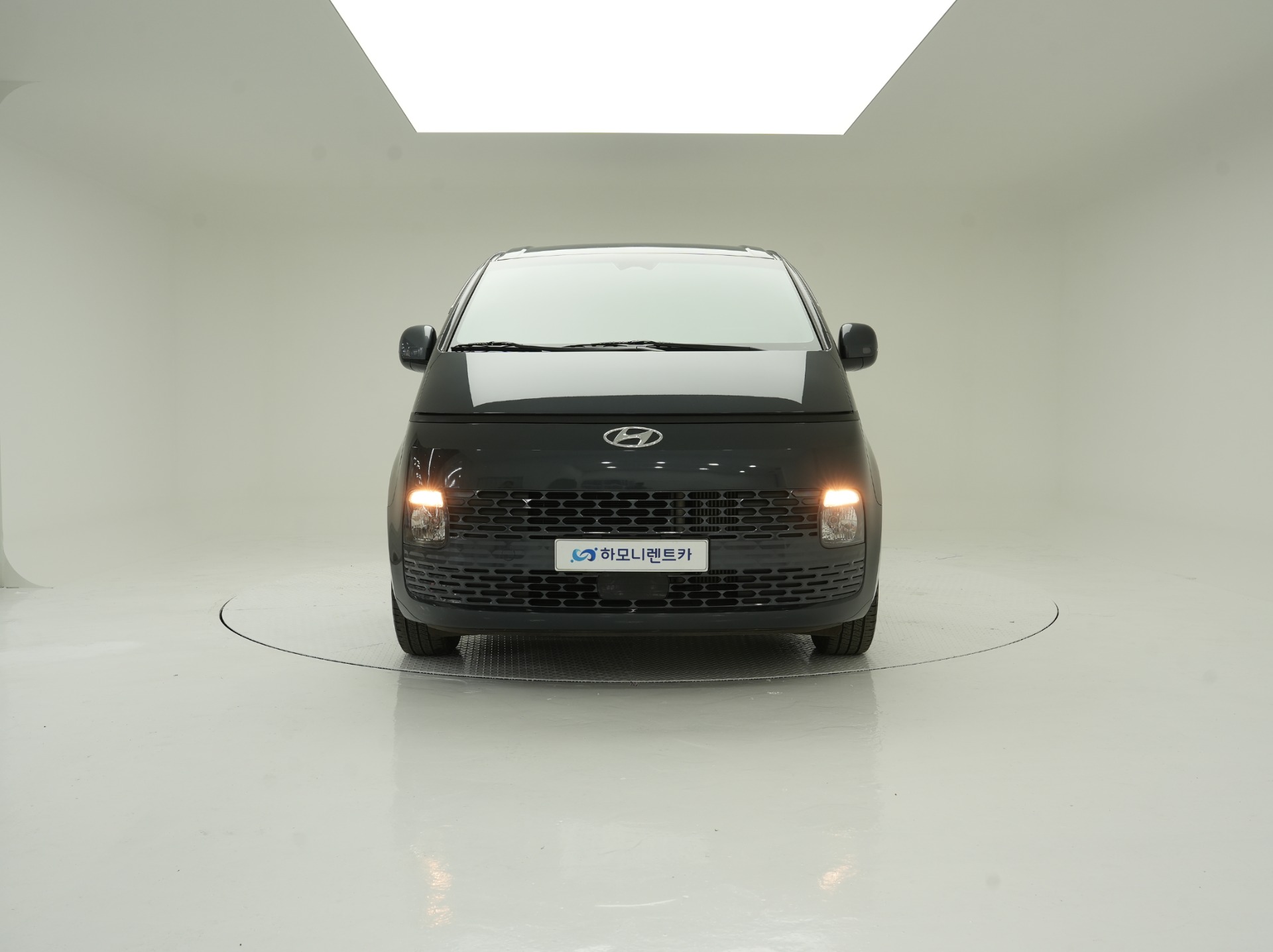 스타리아 투어러 디젤 2.2 9인승 모던 2WD 2023 년형